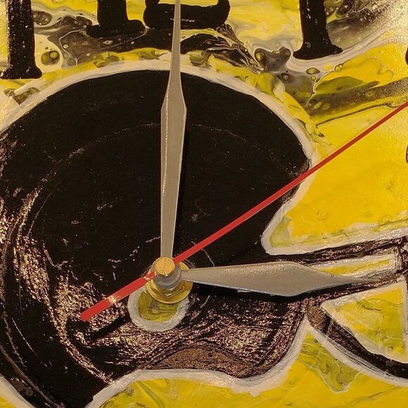 Wall Clock Analog Hand Crafted Vintage Vinyl Record Hanging Fluid Art Wall Decor - Picture 6 of 13